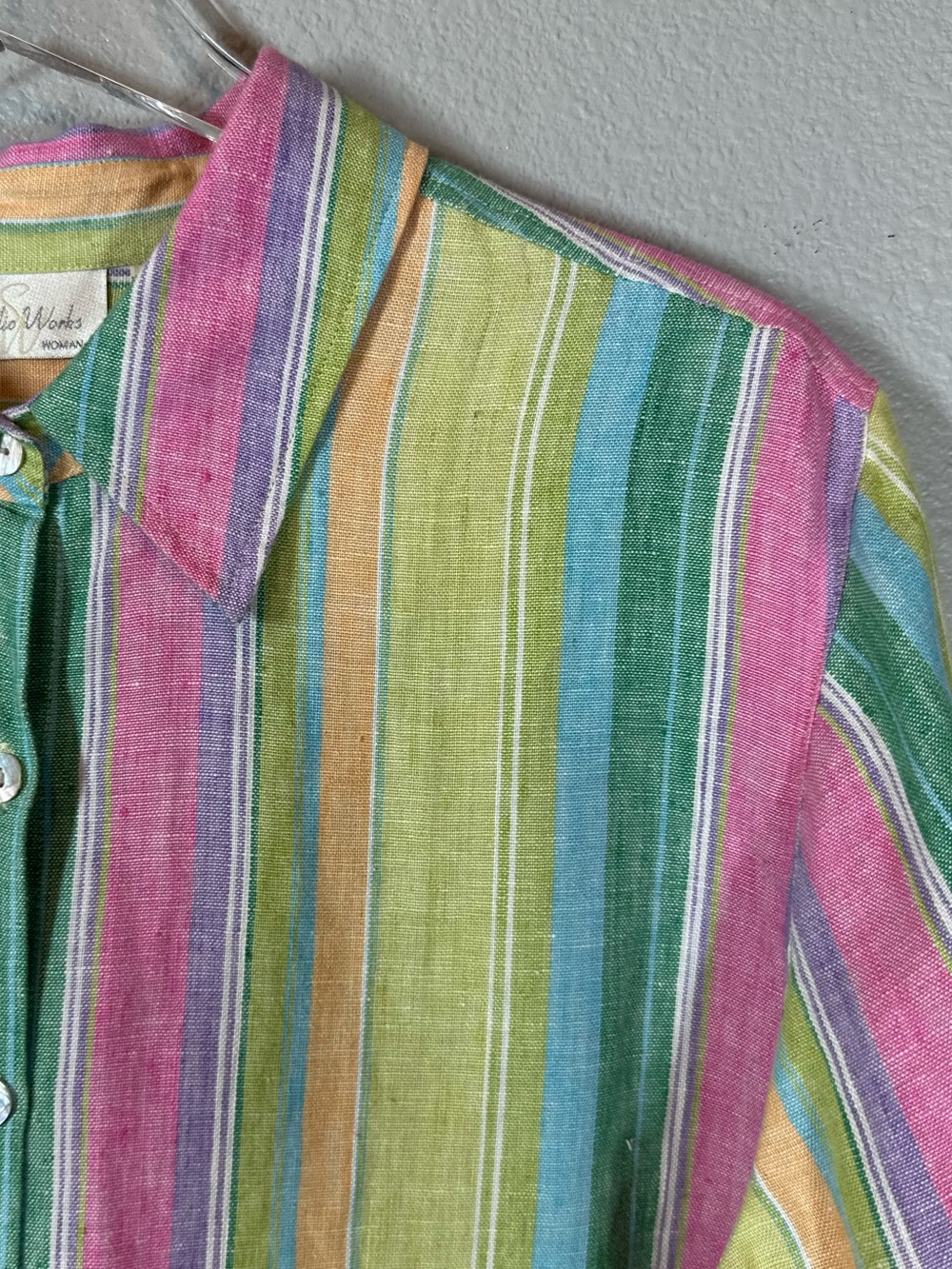 VINTAGE STUDIO WORKS Women’s plus size 1X colorful linen striped button-down top - Picture 3 of 9